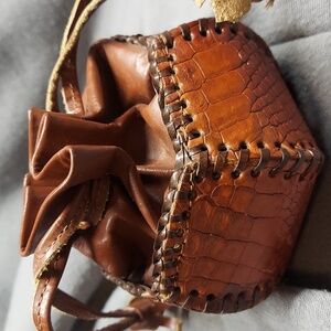 ALLIGATOR  Leather Bag Round  Side Drawstring Bucket Pouch  Stitching